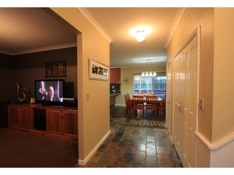 19 Windlemere Drive, Dunsborough WA 6281