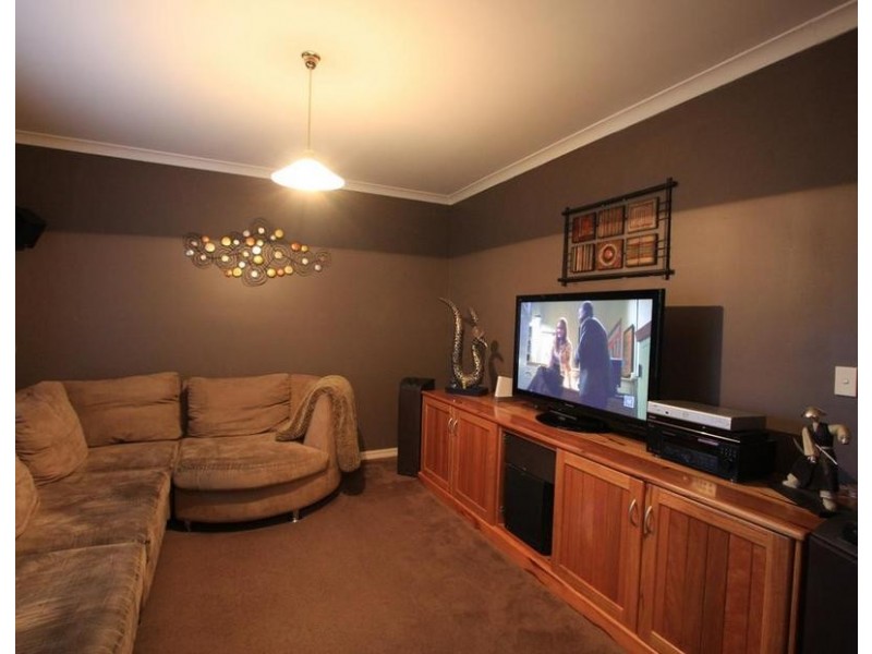 19 Windlemere Drive, Dunsborough WA 6281