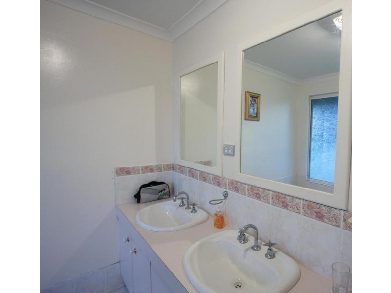 19 Windlemere Drive, Dunsborough WA 6281