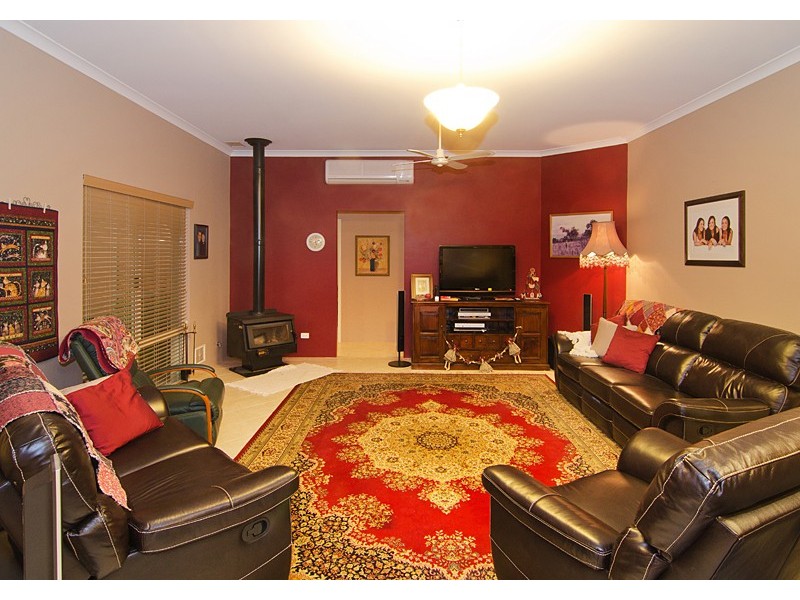 38 Country Road, Bovell WA 6280