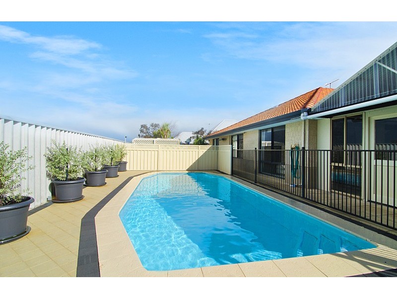 31 Pebble Drive, Geographe WA 6280