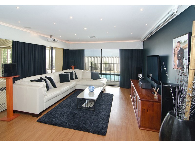 31 Pebble Drive, Geographe WA 6280