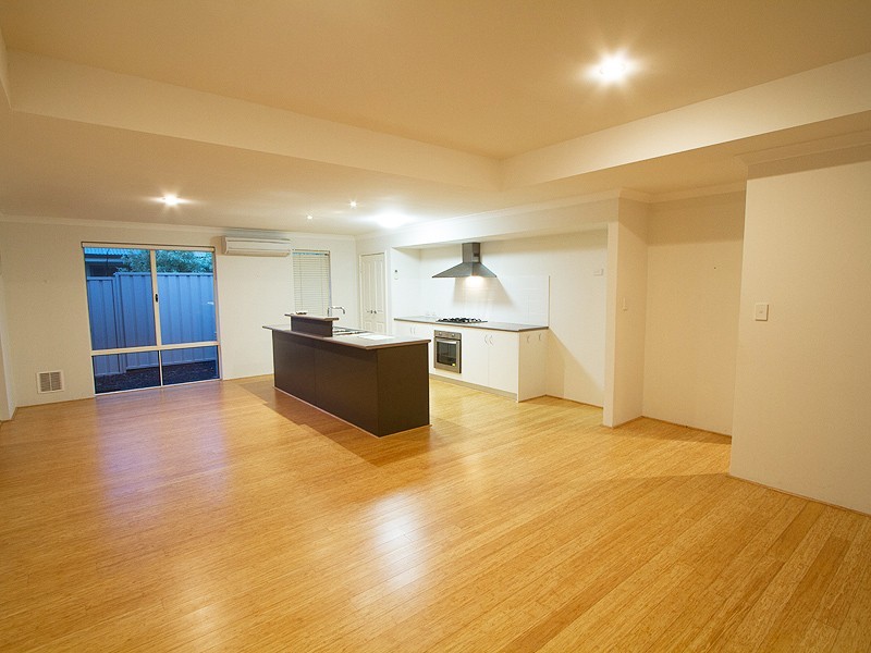 10 Indooroopilly Crescent, Dunsborough WA 6281