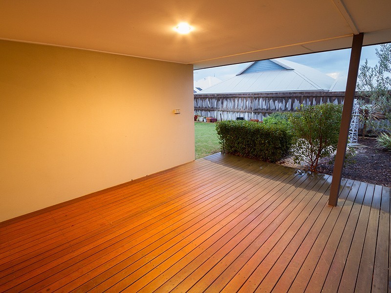 10 Indooroopilly Crescent, Dunsborough WA 6281