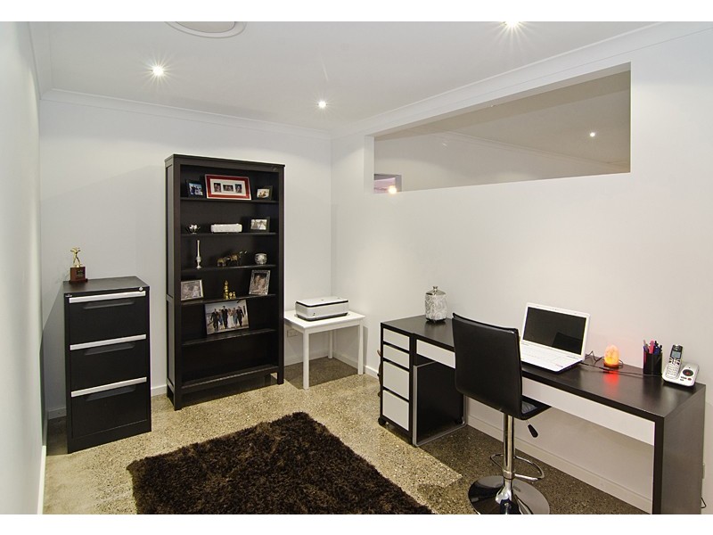 50 Santons Approach, Yalyalup WA 6280