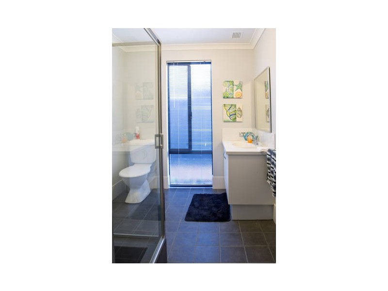 6/68 Carey Street, Busselton WA 6280