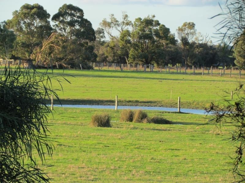 142 Brookdale Road, Boyanup WA 6237