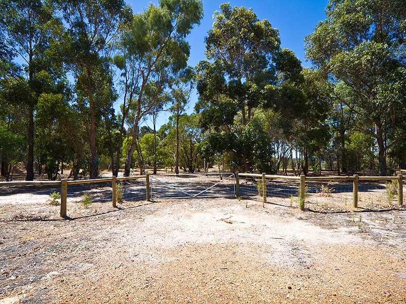 206 Quedjinup Drive, Quedjinup WA 6281