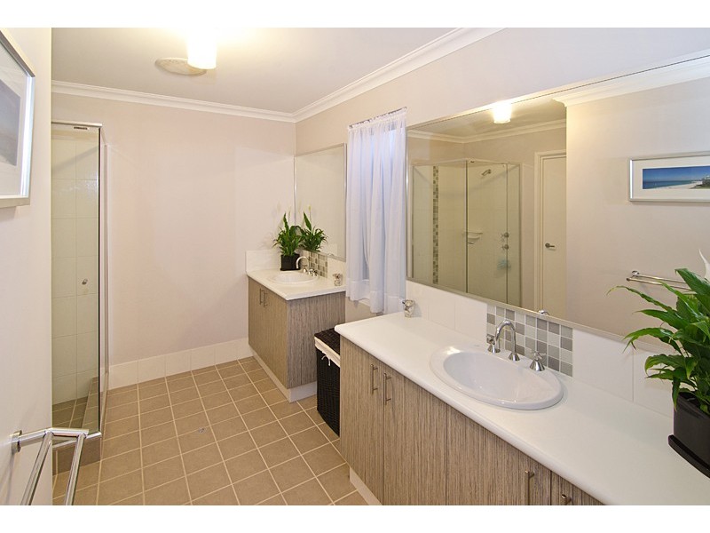 42 Marseilles Drive, Yalyalup WA 6280