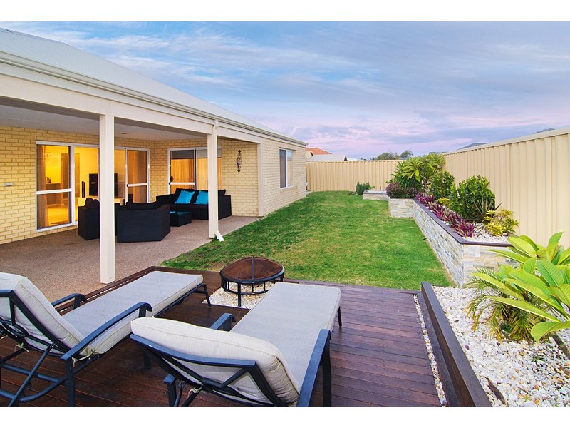 42 Marseilles Drive, Yalyalup WA 6280