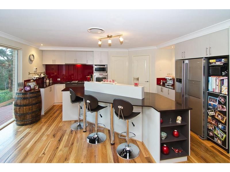 27 Bridgewater Close, Quindalup WA 6281