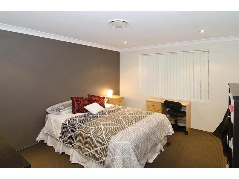 27 Bridgewater Close, Quindalup WA 6281