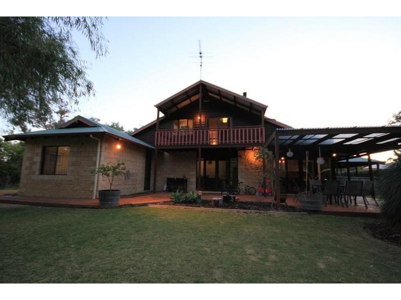 11 Glenvale Cross, Dunsborough WA 6281