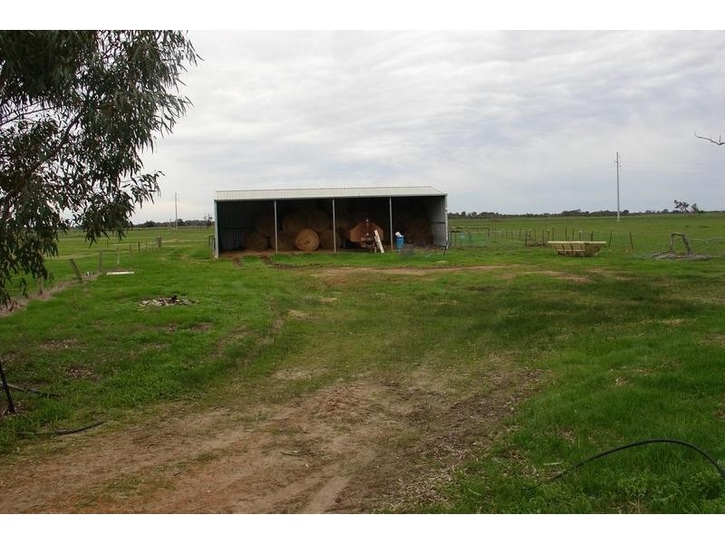390 Oates Road, Tutunup WA 6280