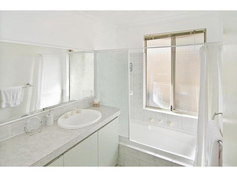 3 Beaufort Cres, West Busselton WA 6280