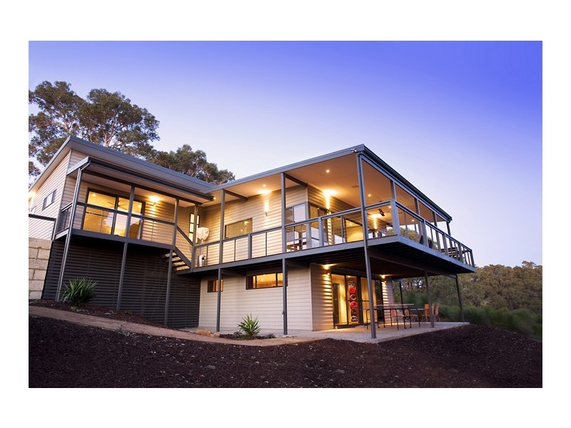 21 Dress Circle, Yallingup WA 6282