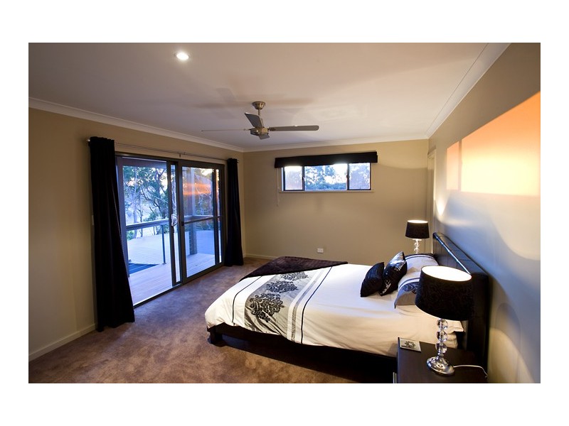 21 Dress Circle, Yallingup WA 6282