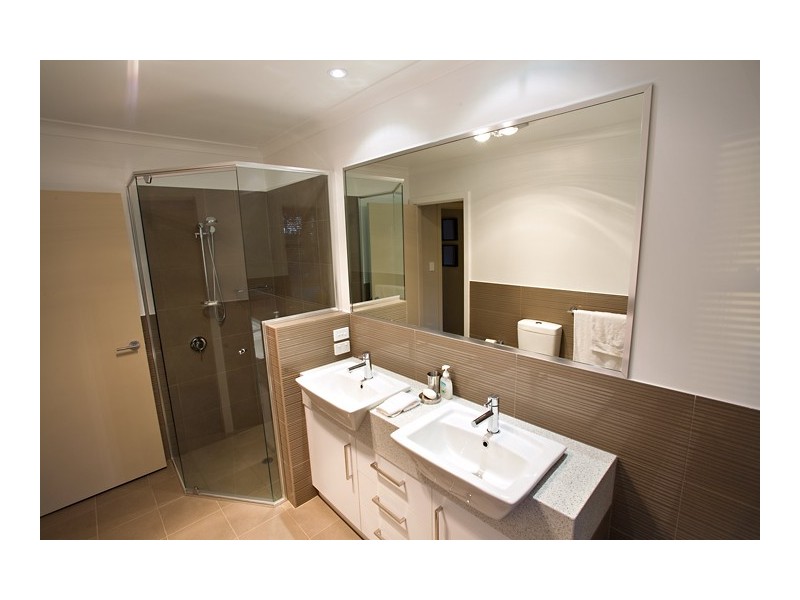 21 Dress Circle, Yallingup WA 6282