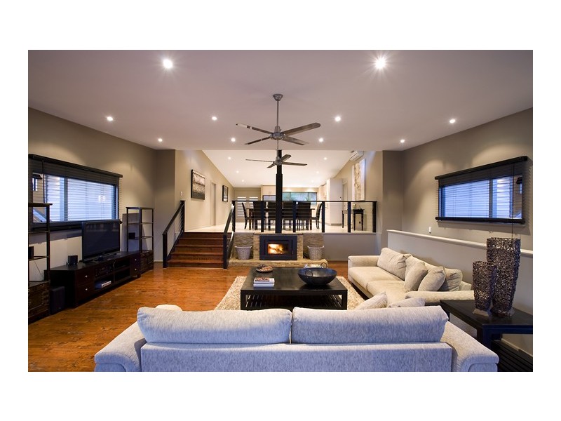 21 Dress Circle, Yallingup WA 6282