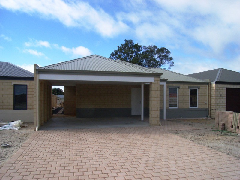 6B Flinders Crescent, Abbey WA 6280