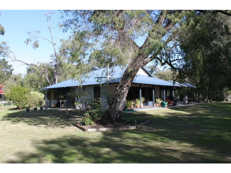 13 Lindsay Drive, Busselton WA 6280