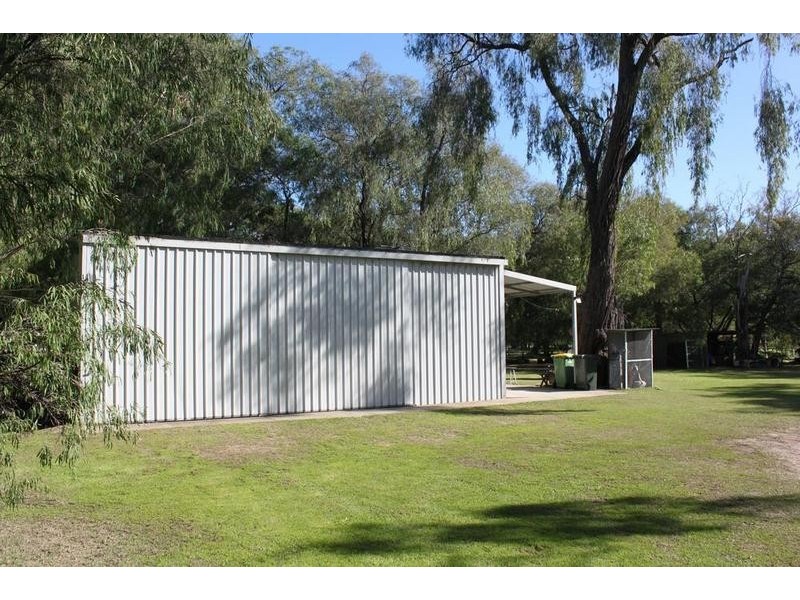 13 Lindsay Drive, Busselton WA 6280