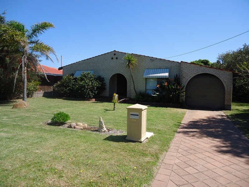 75 Fairbairn Road, Busselton WA 6280