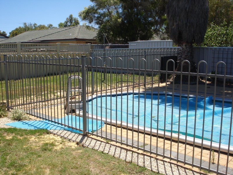 5 Johnston Avenue, West Busselton WA 6280