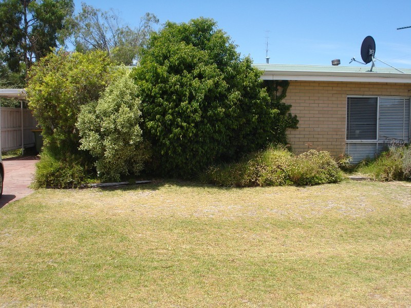 29 Lockhart Street, Broadwater WA 6280