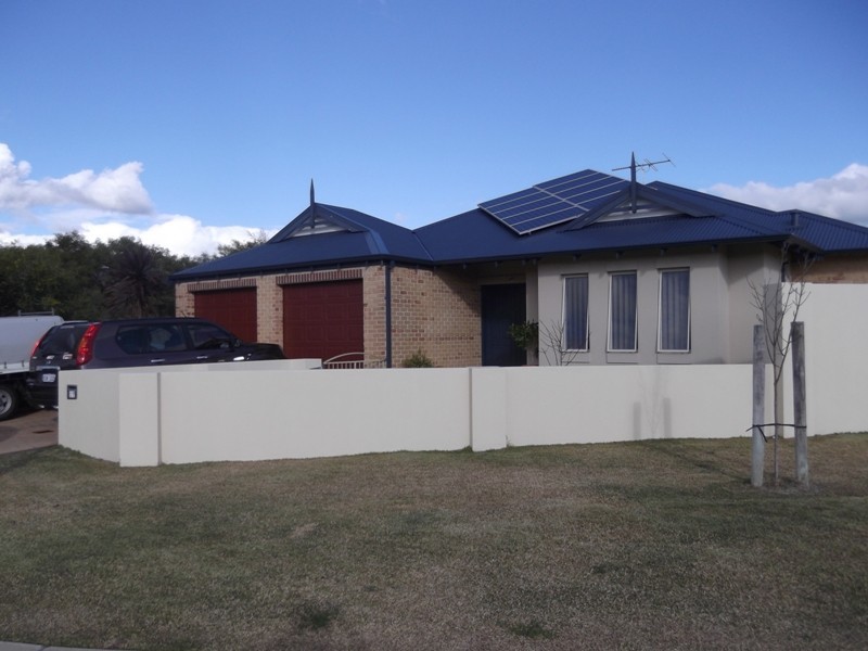 17 Mary Elizabeth Ramble, West Busselton WA 6280