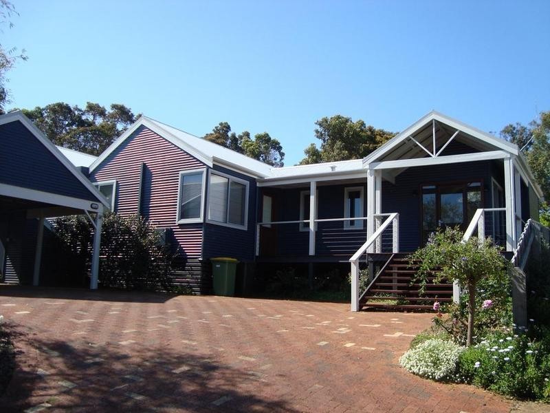 25 Norfolk Street, Dunsborough WA 6281