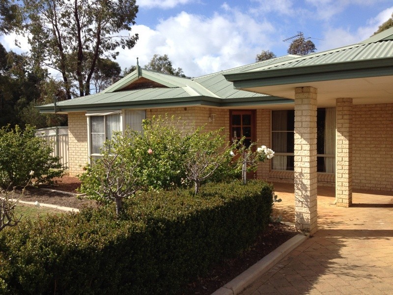 2 Thornbill Court, Dunsborough WA 6281