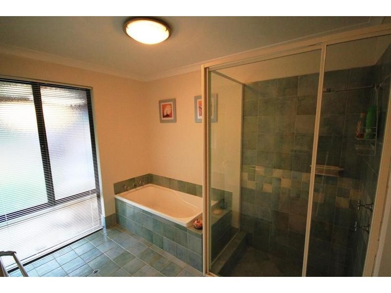 19 Honeytree Grove, Cowaramup WA 6284
