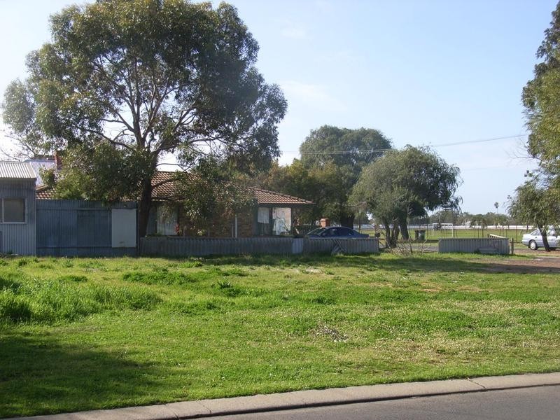 9 Brown Street, Busselton WA 6280