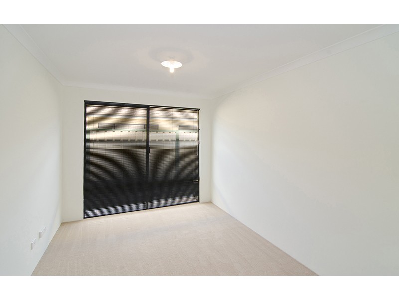 6 Mary Road, Yalyalup WA 6280