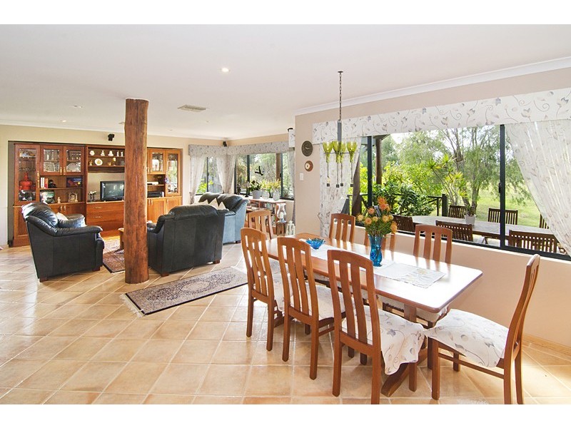40 Brookland Loop, Dunsborough WA 6281