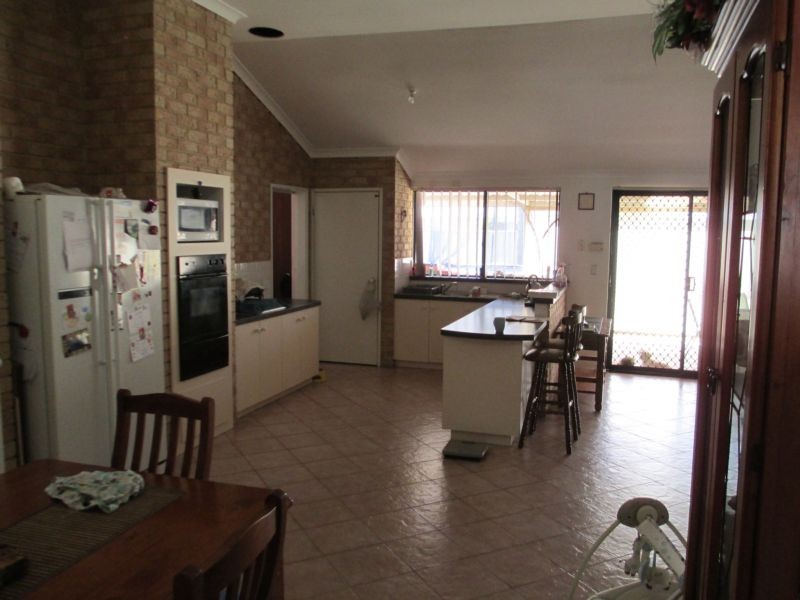 12 MacNeill Cove, West Busselton WA 6280