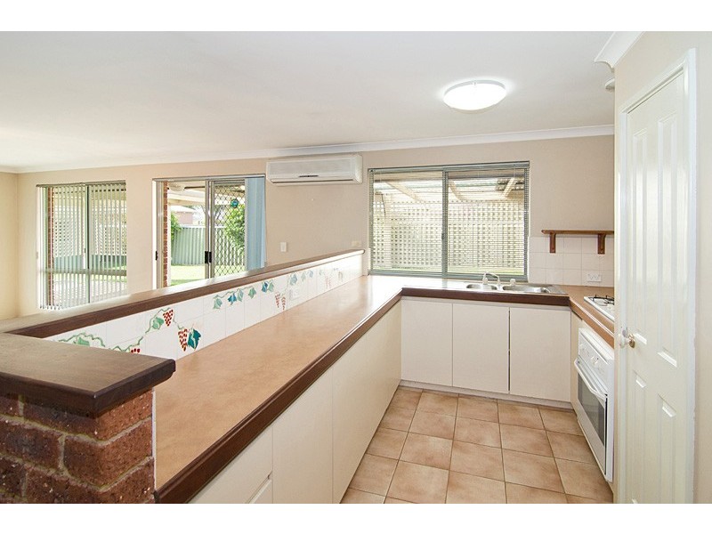 25 Harwood Road, Geographe WA 6280