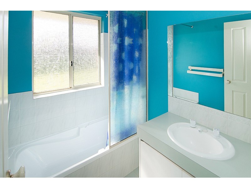 25 Harwood Road, Geographe WA 6280