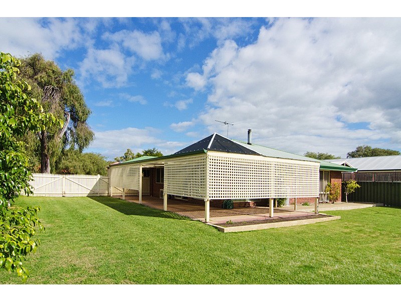 25 Harwood Road, Geographe WA 6280