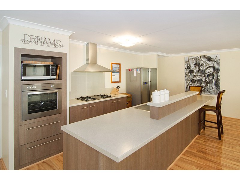 130 Hadfield Ave, Broadwater WA 6280