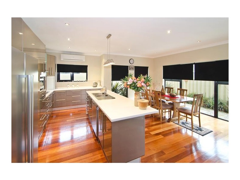 3 Seagull Drive, Broadwater WA 6280