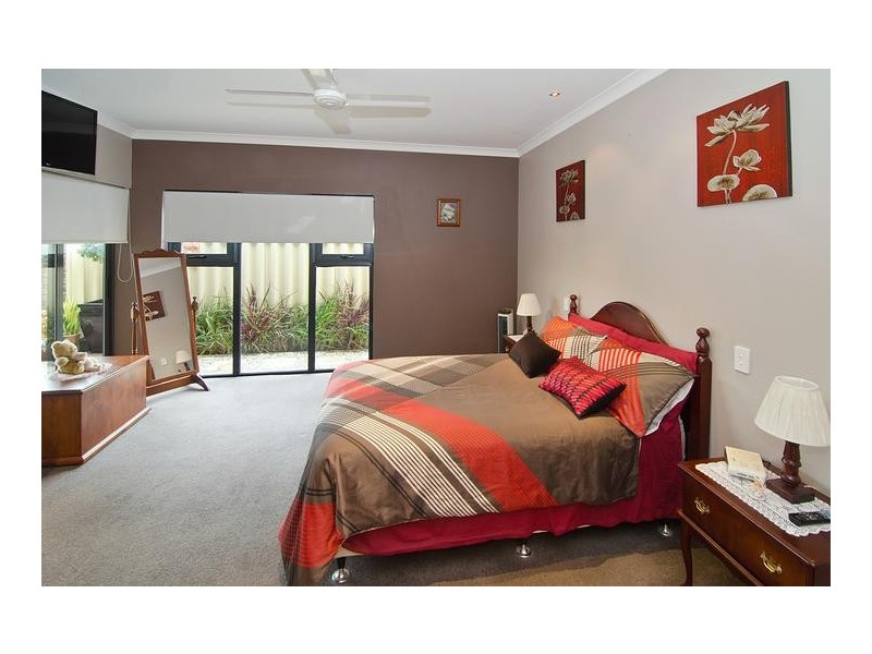 3 Seagull Drive, Broadwater WA 6280