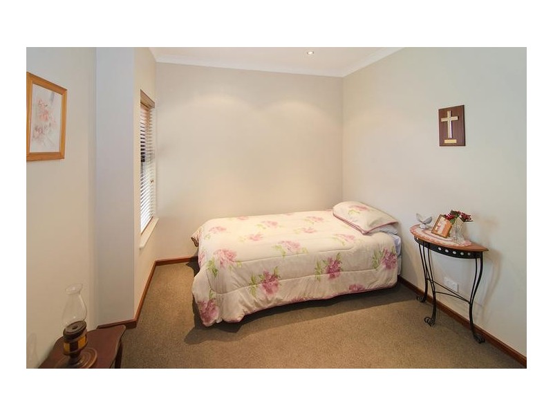 3 Seagull Drive, Broadwater WA 6280