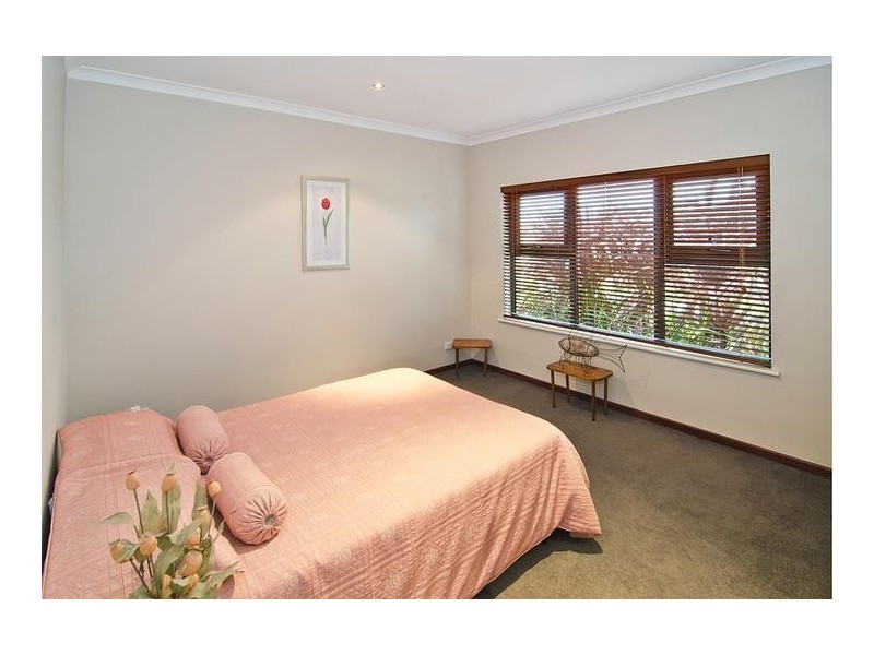 3 Seagull Drive, Broadwater WA 6280