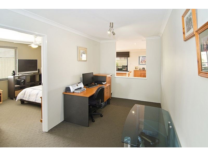 20 Lyrebird Road, Broadwater WA 6280