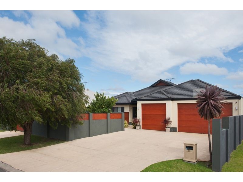 33 Lanyard Boulevard, Geographe WA 6280