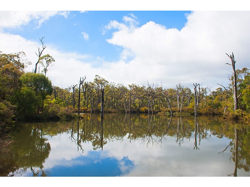 9 Barrett Street, Margaret River WA 6285