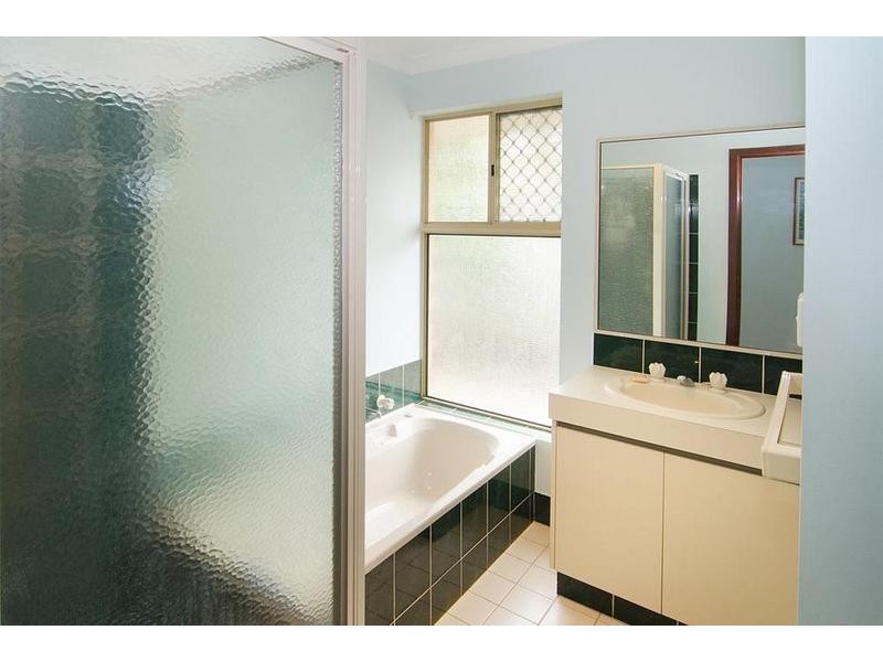 4 Nordic Glen, West Busselton WA 6280