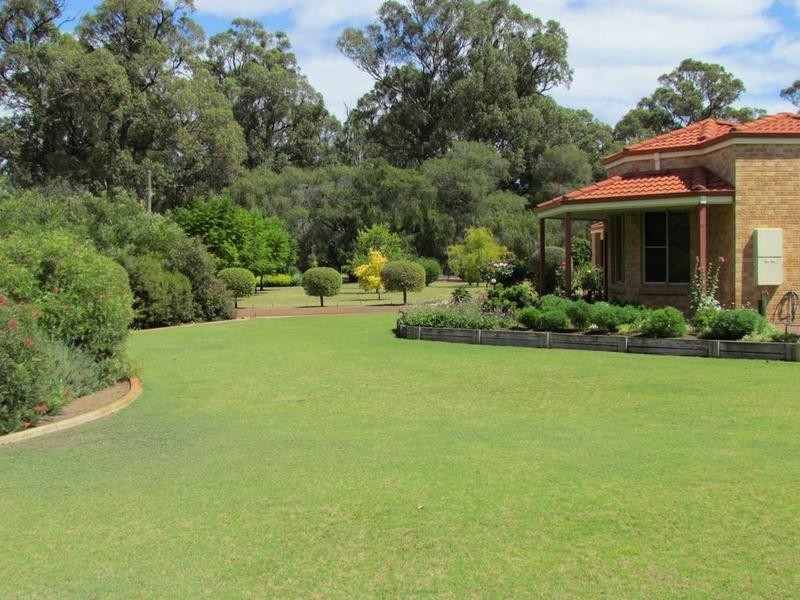 332 Mallokup Road, Stirling Estate WA 6271